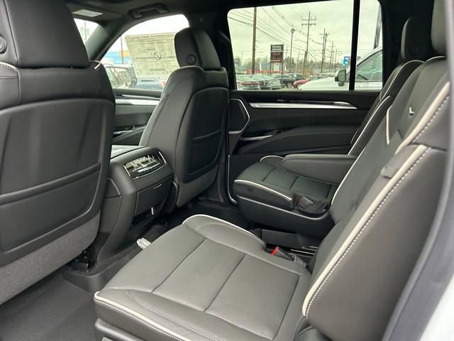 New 2026 Cadillac Escalade ESV Sport w/ Touring Package image 12