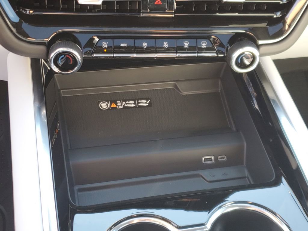 New 2026 Chevrolet Tahoe Premier w/ Sun And Tow Package image 29