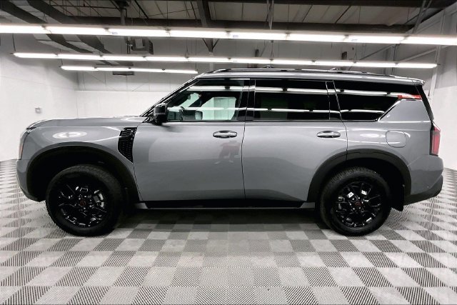 Used 2025 Nissan Armada PRO-4X AWD/4WD image 14