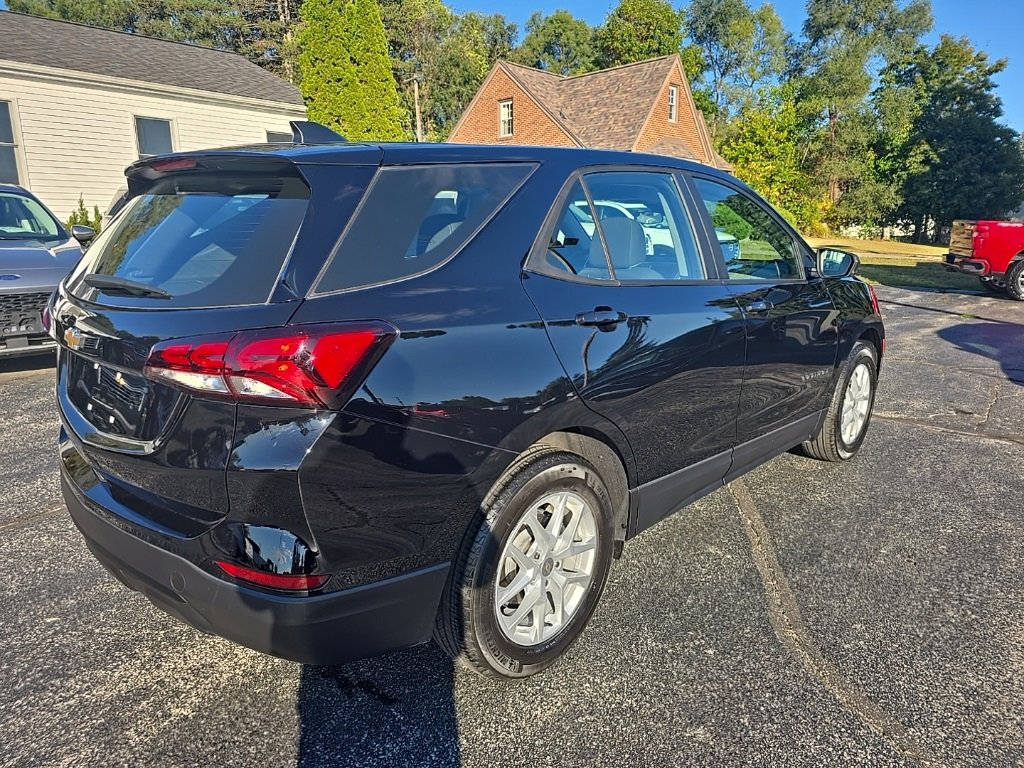 Used 2024 Chevrolet Equinox LS w/ LPO, Floor Liner Package image 4