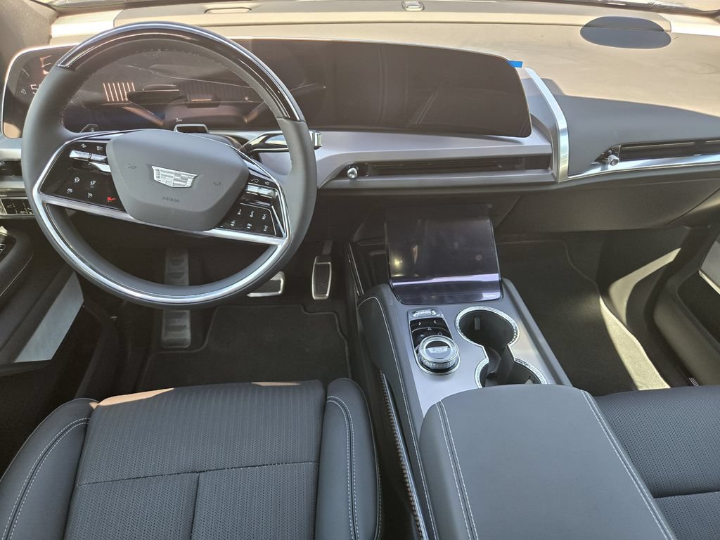 New 2027 Cadillac Vistiq Luxury AWD/4WD image 15