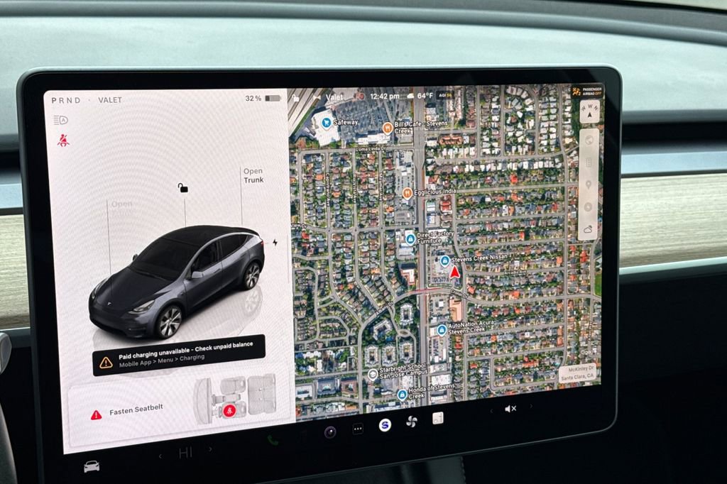 Used 2023 Tesla Model Y Long Range image 17