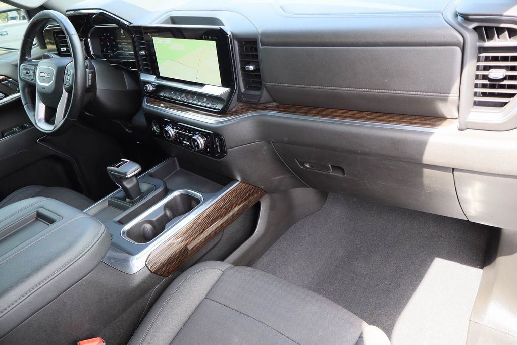 Certified 2022 GMC Sierra 1500 Elevation w/ LPO, Elevation Black Package image 28