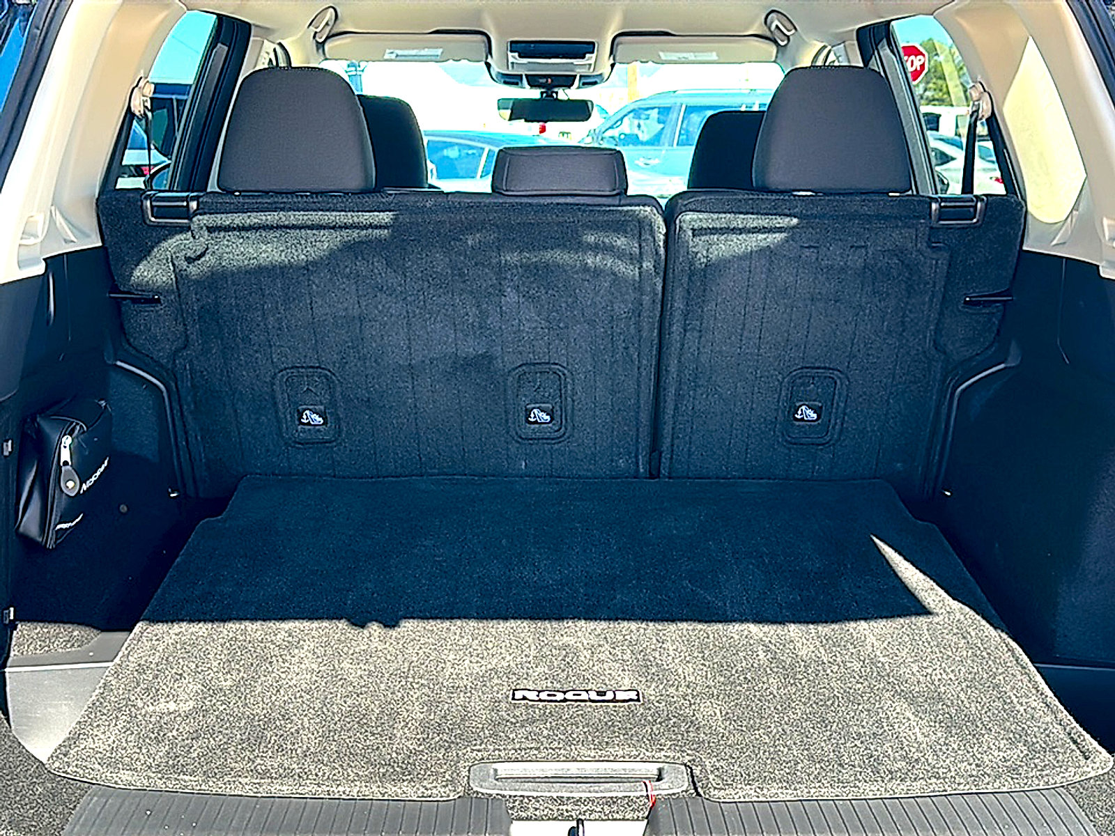 Used 2025 Nissan Rogue SV image 21