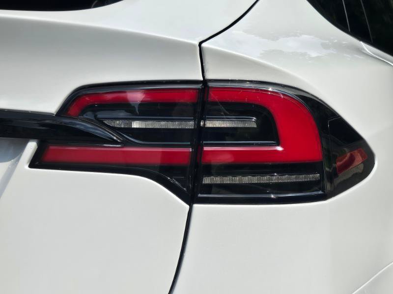 Used 2023 Tesla Model X AWD/4WD image 30