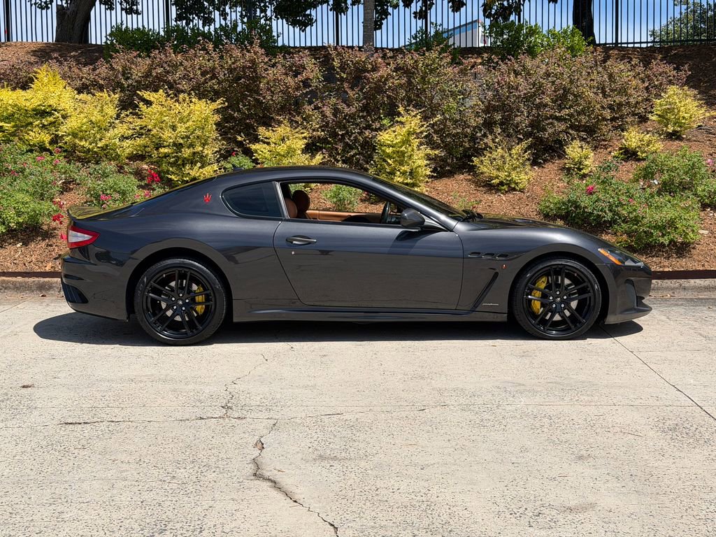 Used 2012 Maserati GranTurismo MC RWD image 2