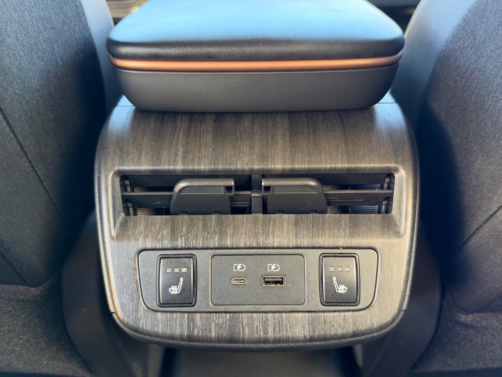 Used 2023 Nissan Ariya FWD image 31