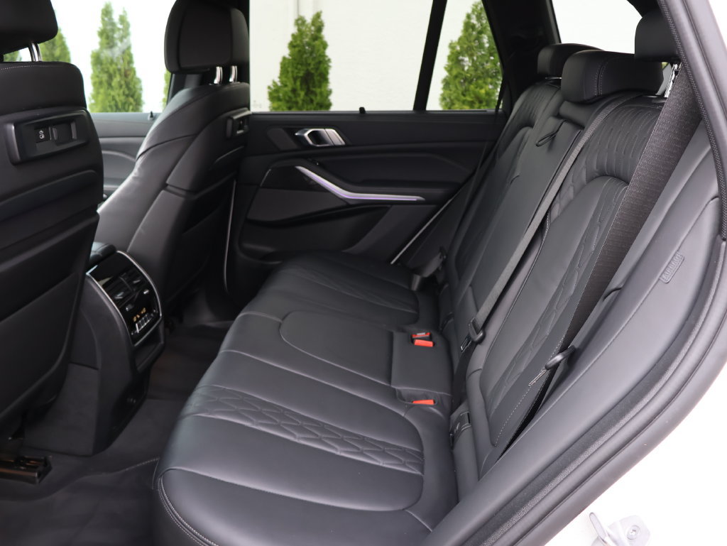 Used 2023 BMW X5 M50i w/ Executive Package AWD/4WD image 10