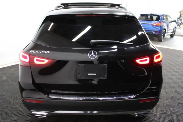Used 2021 Mercedes-Benz GLA 250 w/ Premium Package image 7