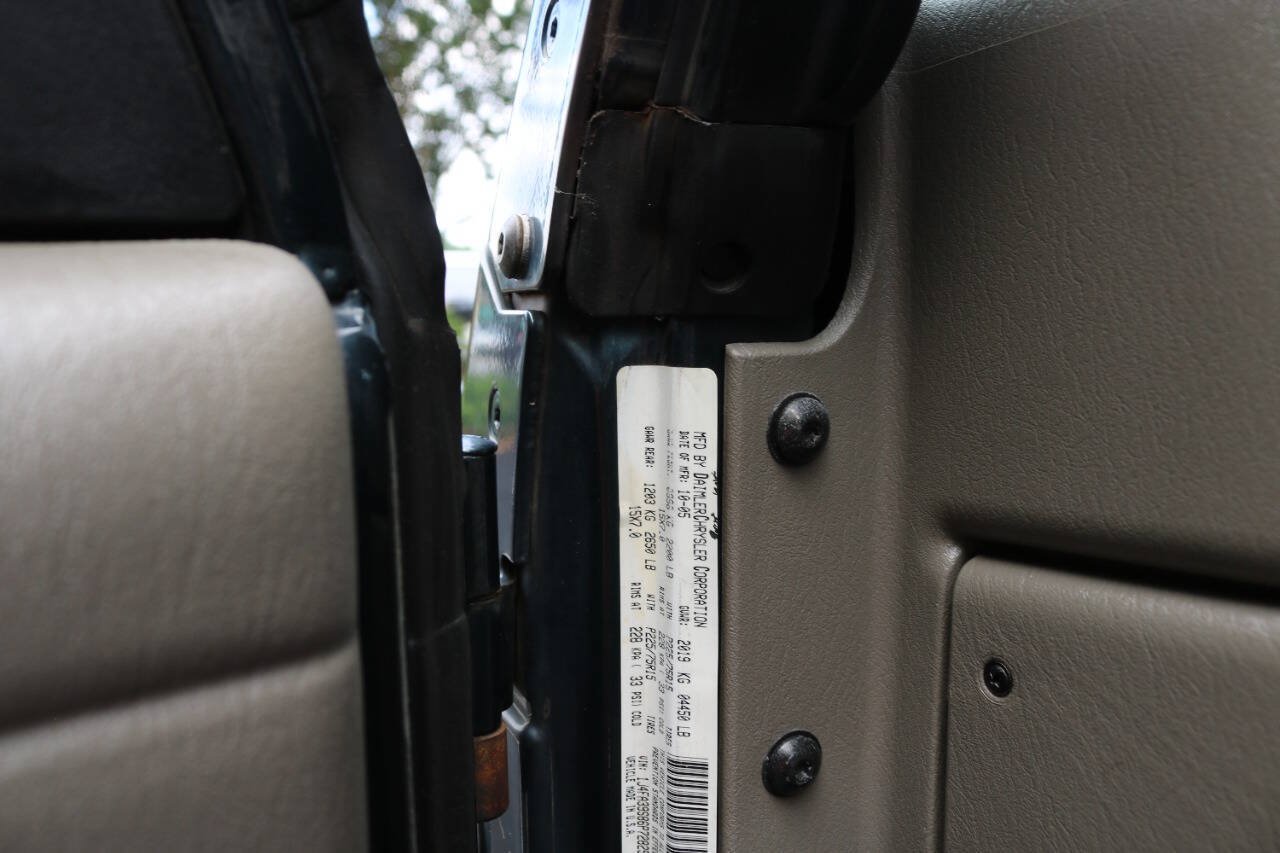 Used 2006 Jeep Wrangler X AWD/4WD image 86