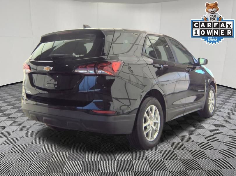 Used 2024 Chevrolet Equinox LS image 3