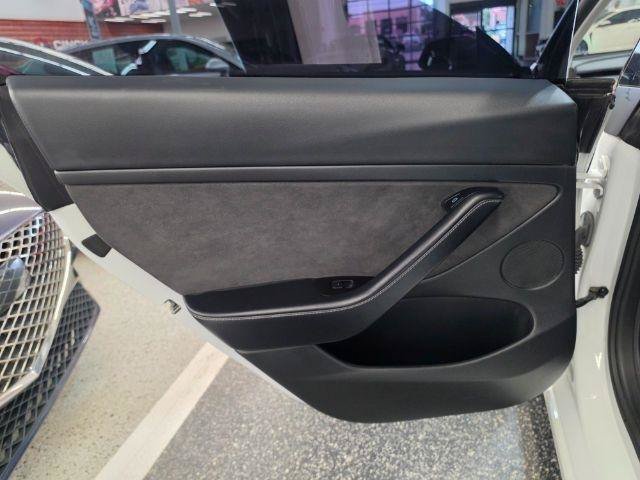 Used 2021 Tesla Model 3 Standard Range Plus RWD image 22