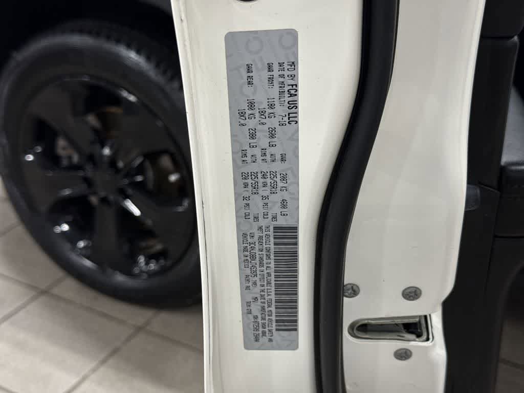 Used 2018 Jeep Compass Latitude AWD/4WD image 14