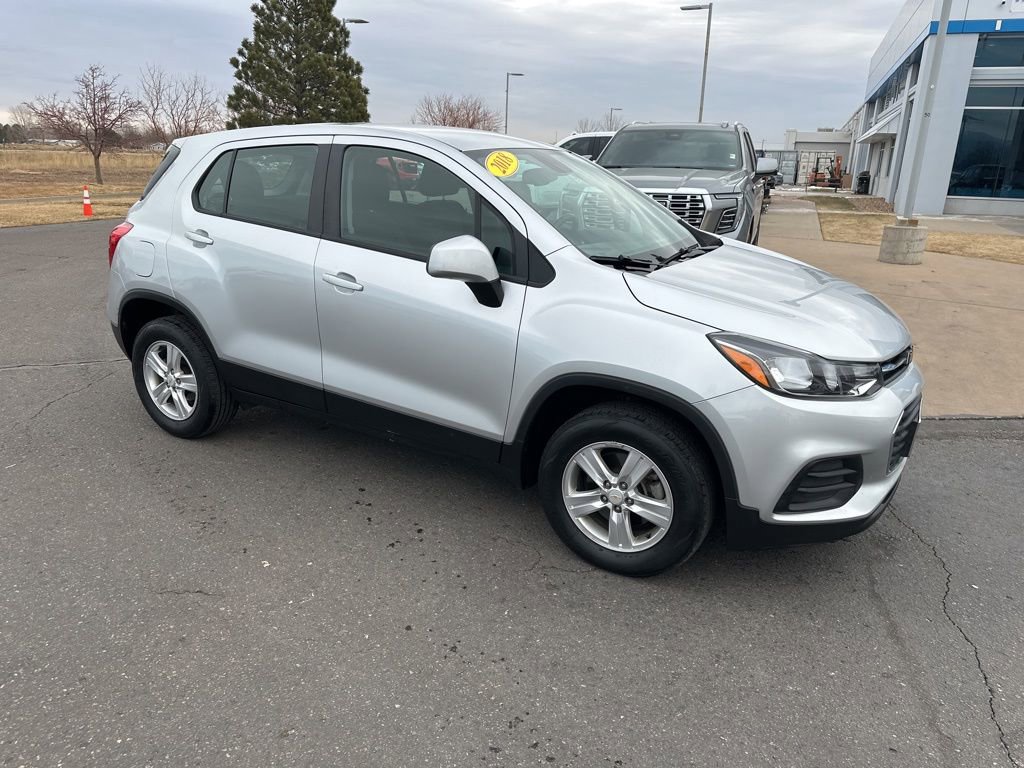 Used 2018 Chevrolet Trax LS image 31