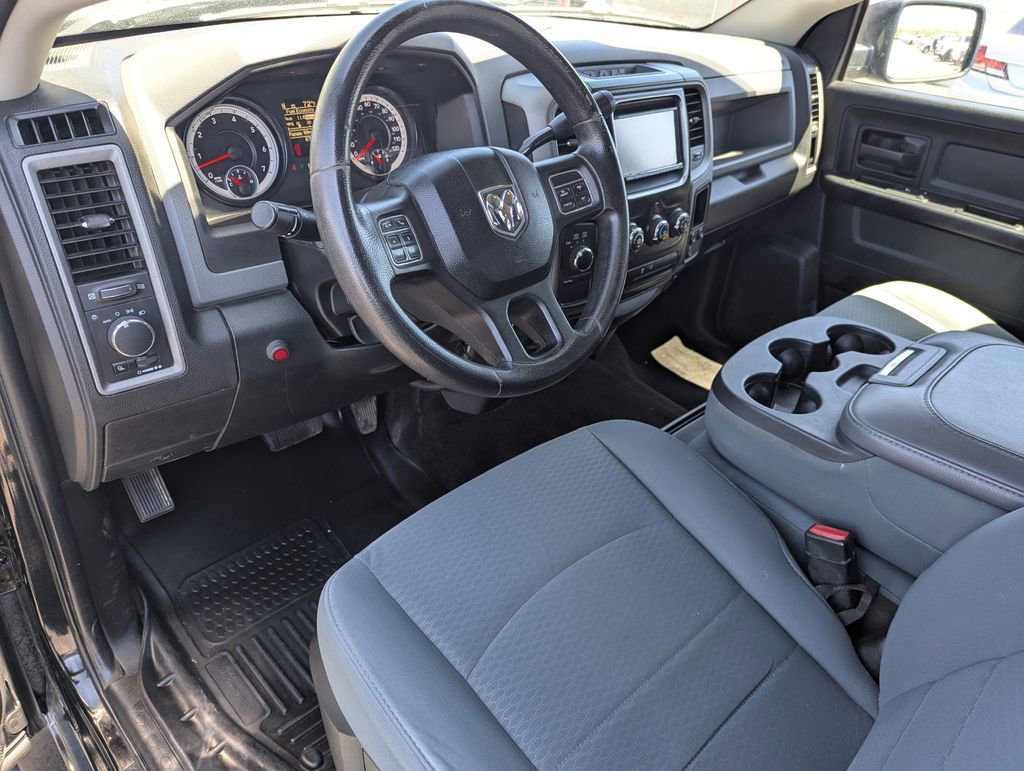 Used 2014 RAM 1500 ST w/ SXT Appearance Group AWD/4WD image 24