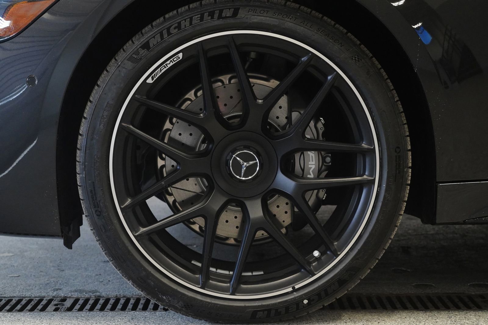 New 2026 Mercedes-Benz AMG GT 53 image 9