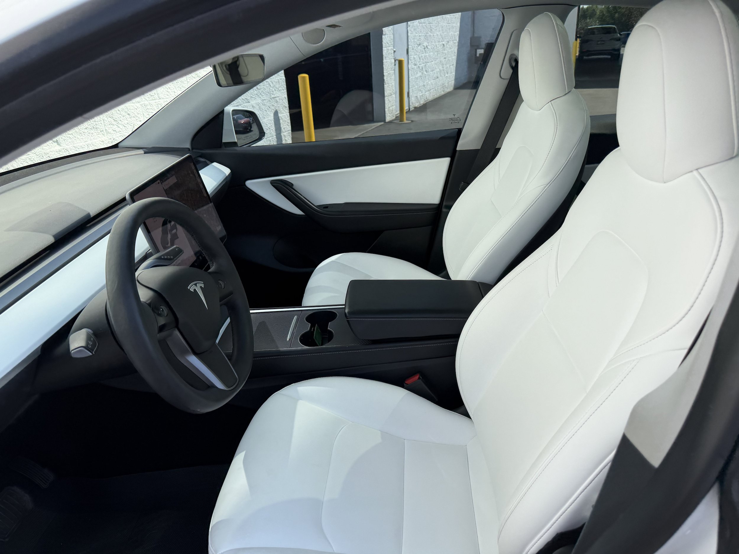 Used 2021 Tesla Model Y Long Range AWD/4WD image 10