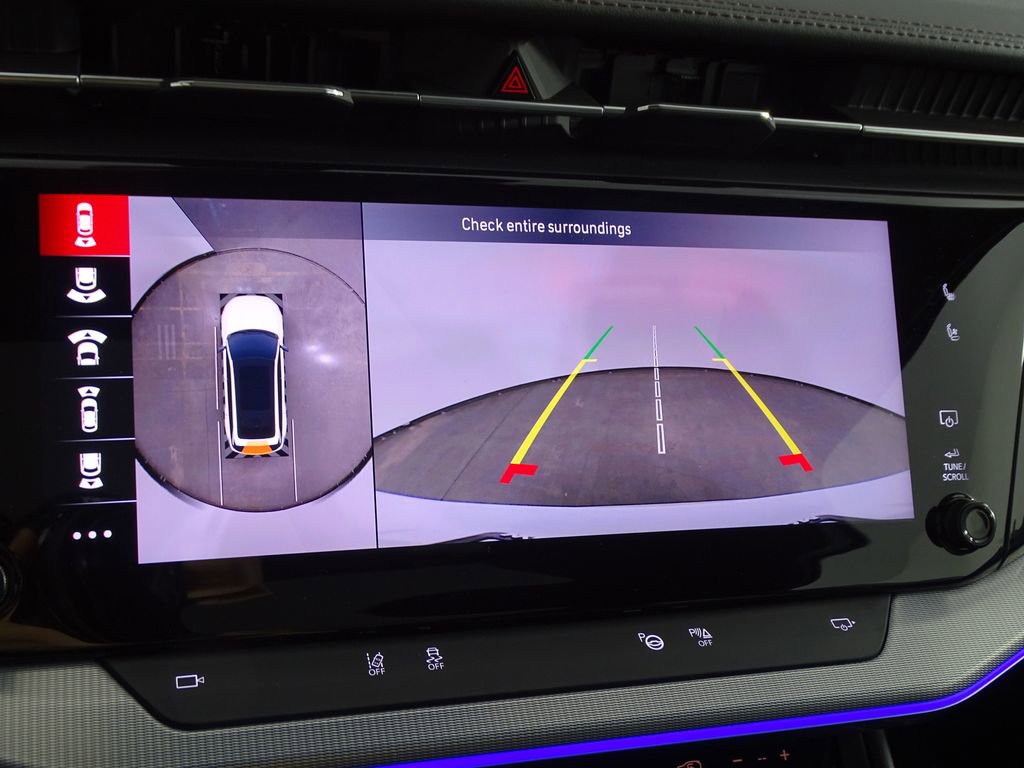 Used 2024 Jeep Wagoneer Launch Edition image 7