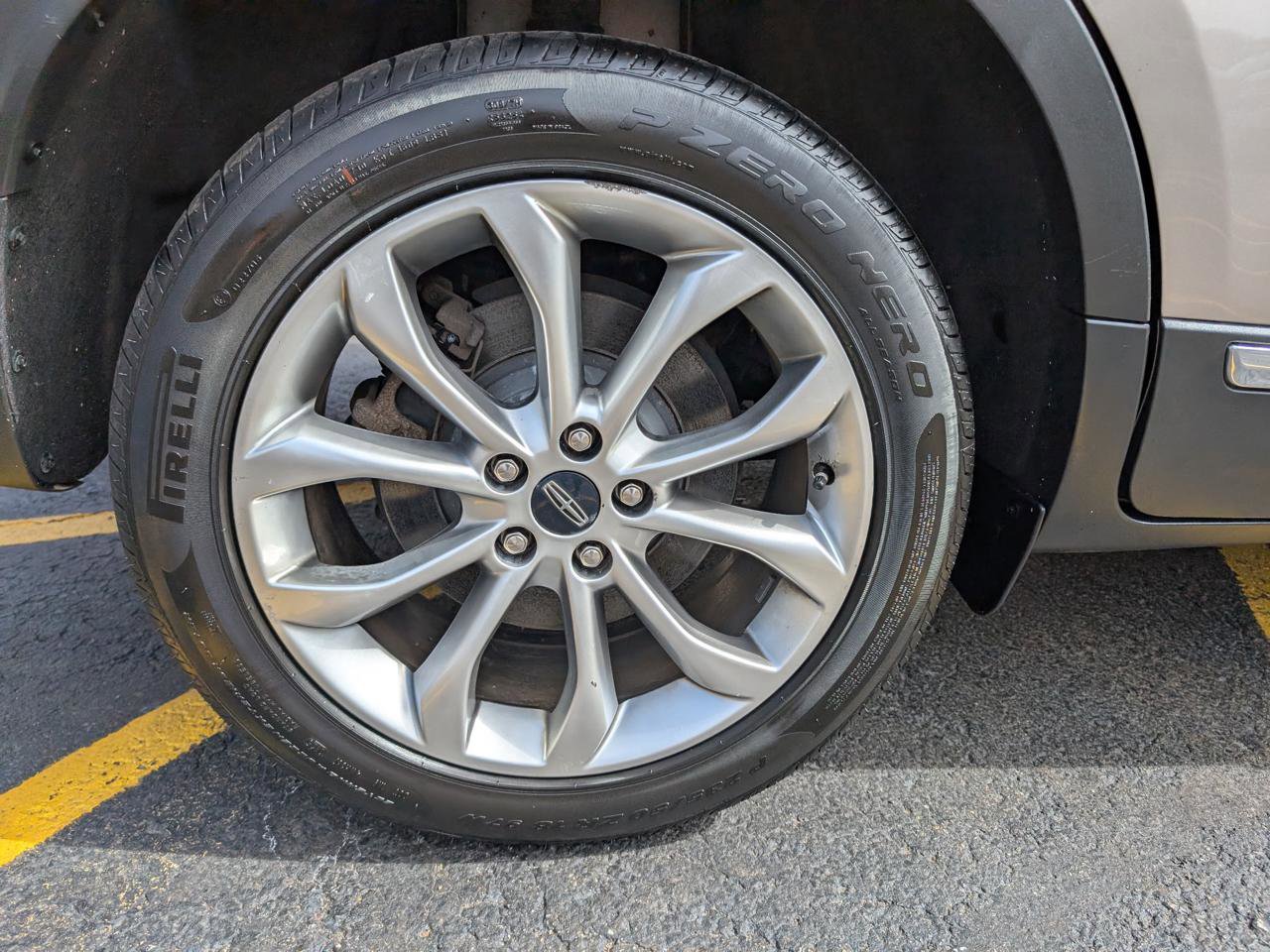 Used 2019 Lincoln MKC Select w/ Select Plus Package image 9
