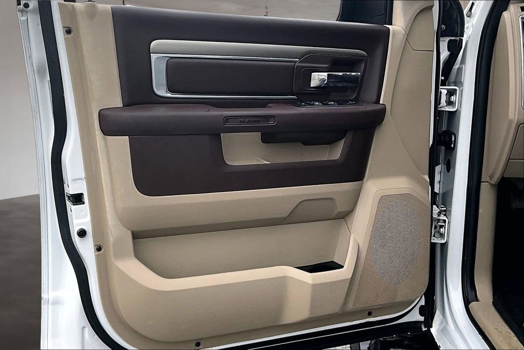 Used 2017 RAM 1500 Classic SLT image 21