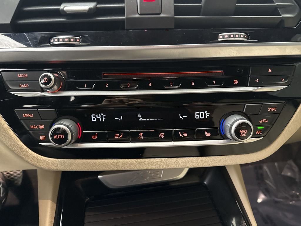 Used 2018 BMW X3 xDrive30i AWD/4WD image 19