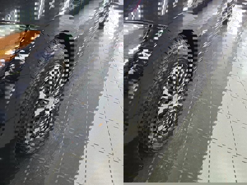 Used 2017 Hyundai Elantra SE image 27