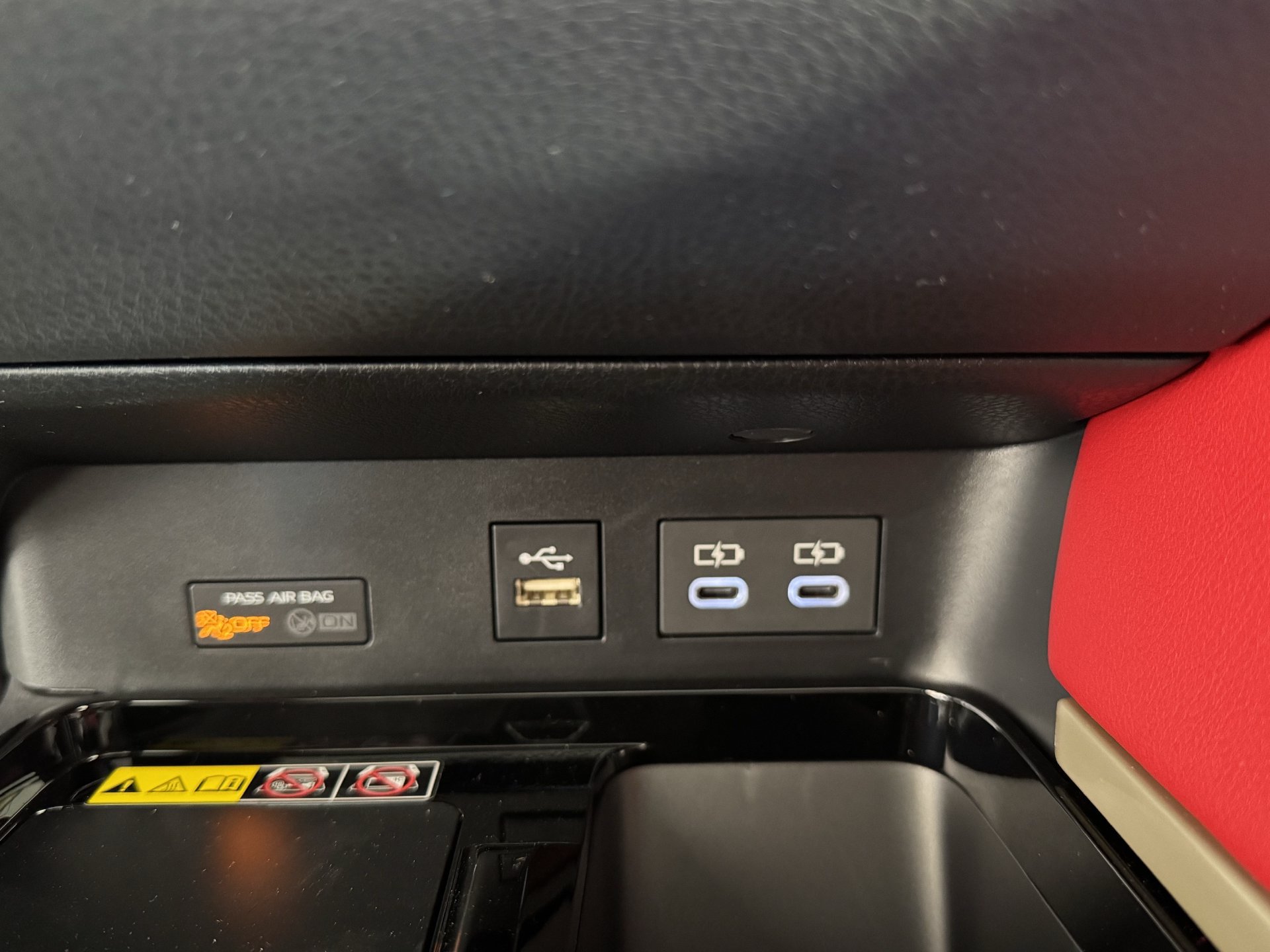 New 2026 Toyota Camry XSE FWD image 3