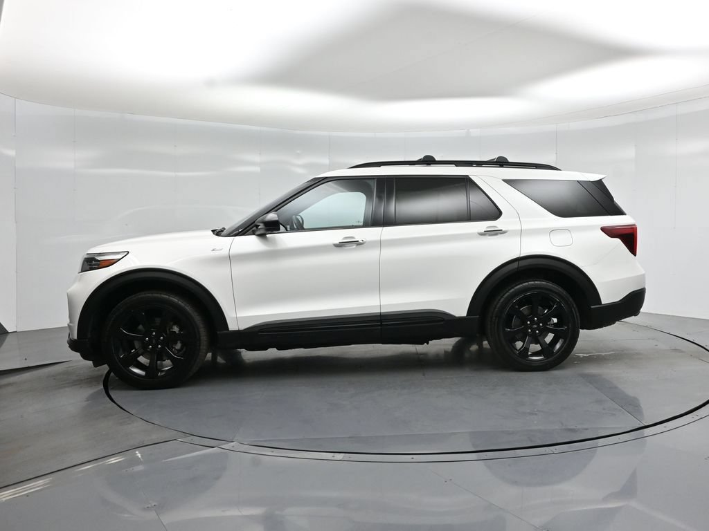 Certified 2023 Ford Explorer ST-Line w/ Class IV Trailer Tow Package AWD/4WD image 30