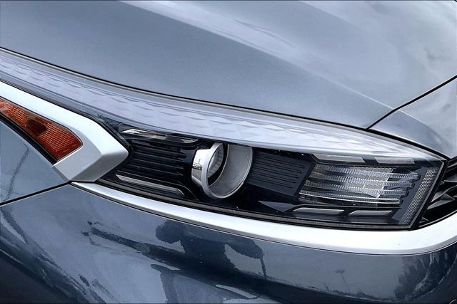 Used 2023 Kia Forte LXS w/ LXS Technology Package image 27