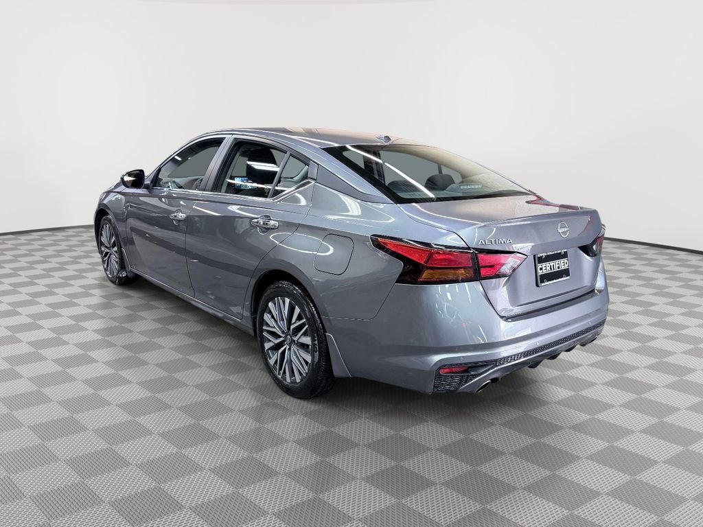 Used 2025 Nissan Altima 2.5 SV w/ SV Premium Package FWD image 5