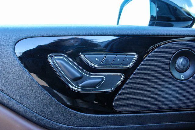 Used 2021 Lincoln Aviator Reserve w/ Elements Package Plus image 12