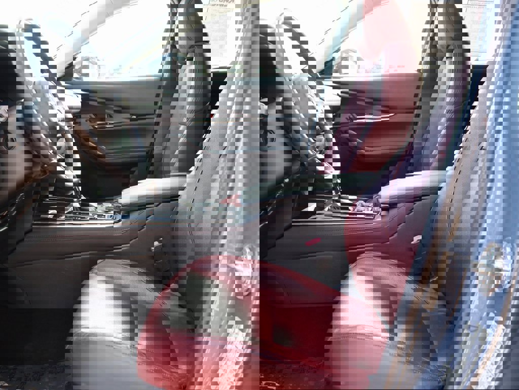 Used 2022 MAZDA CX-30 AWD 2.5 S w/ Preferred Package image 23