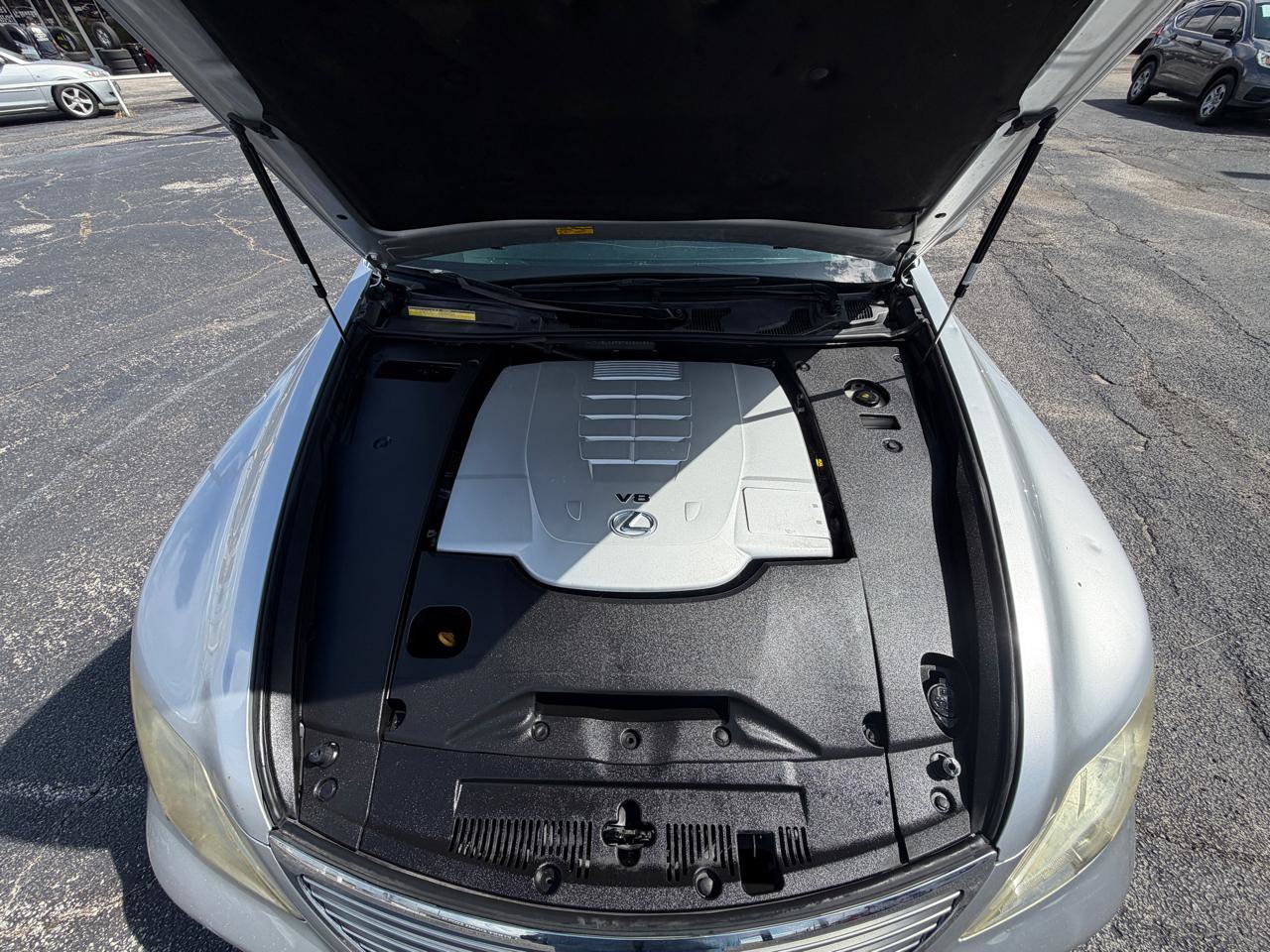 Used 2007 Lexus LS 460 Luxury Sedan image 23