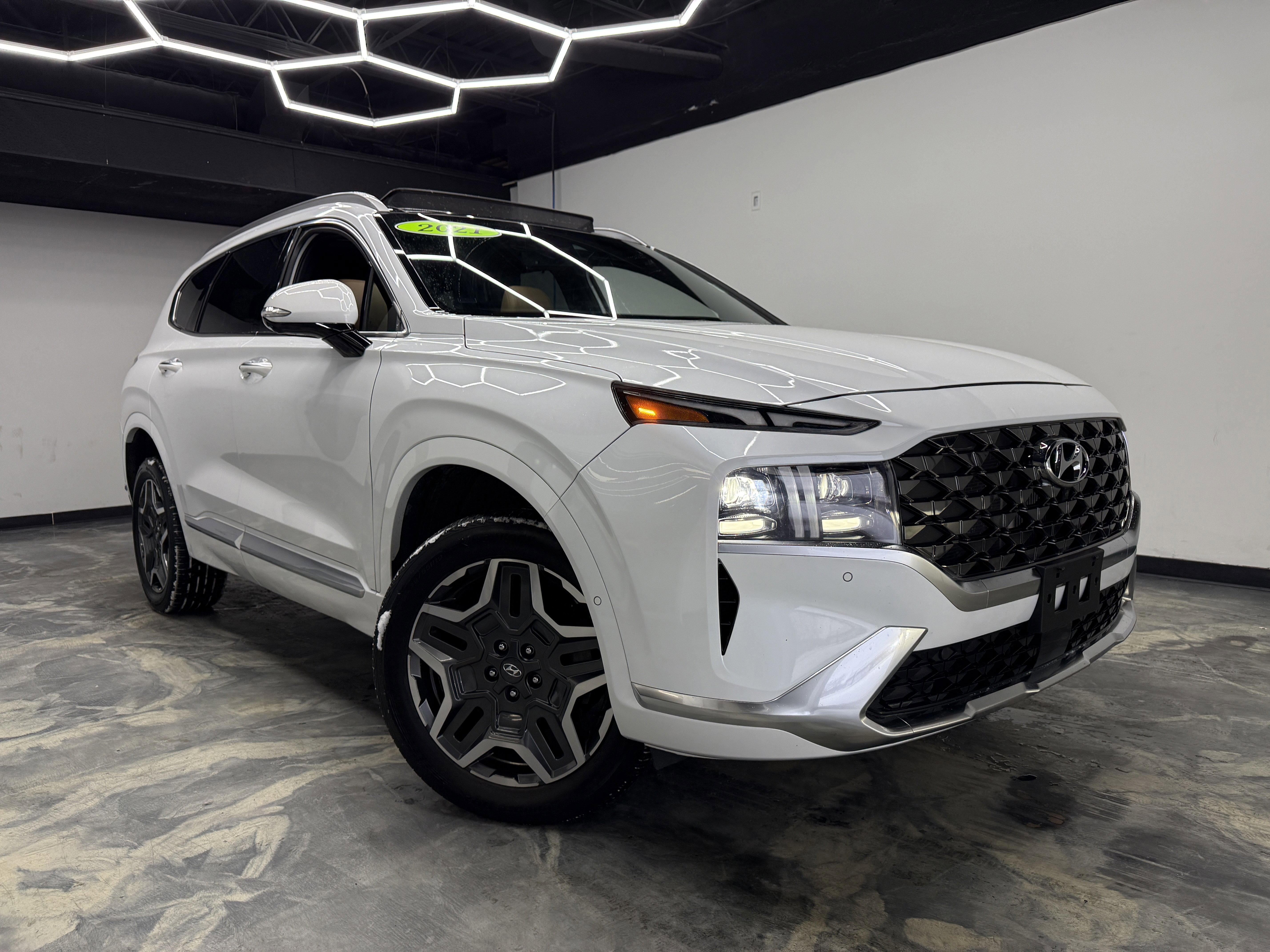 Used 2021 Hyundai Santa Fe Calligraphy image 6