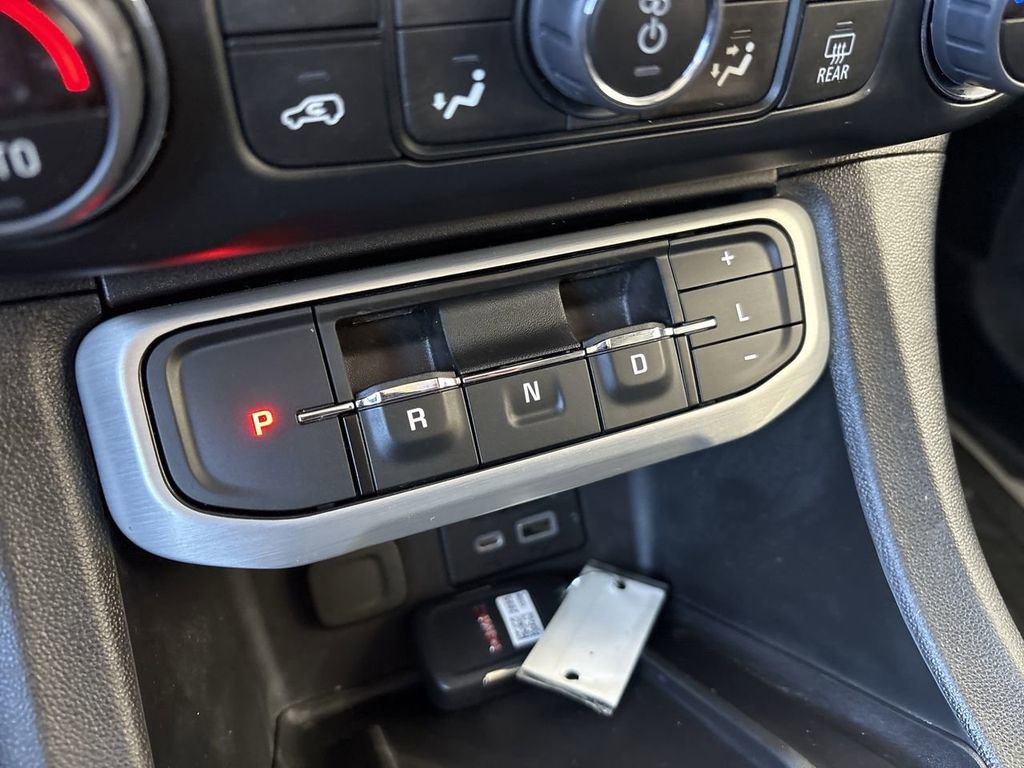 Certified 2023 GMC Acadia SLT w/ Elevation Edition image 16