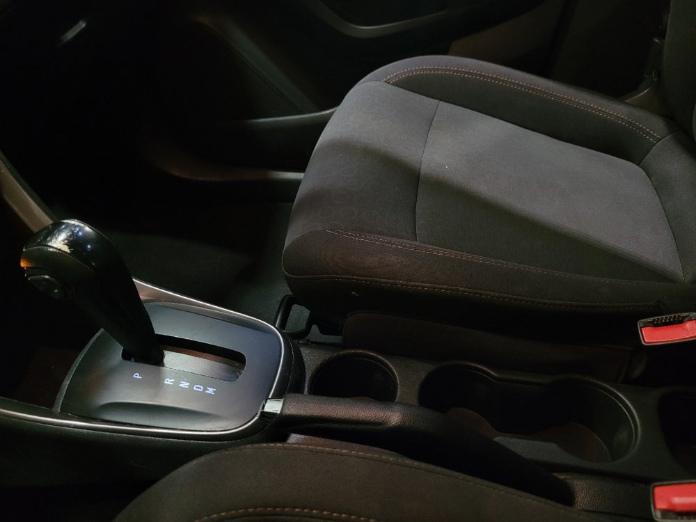Used 2020 Chevrolet Trax LS FWD image 26