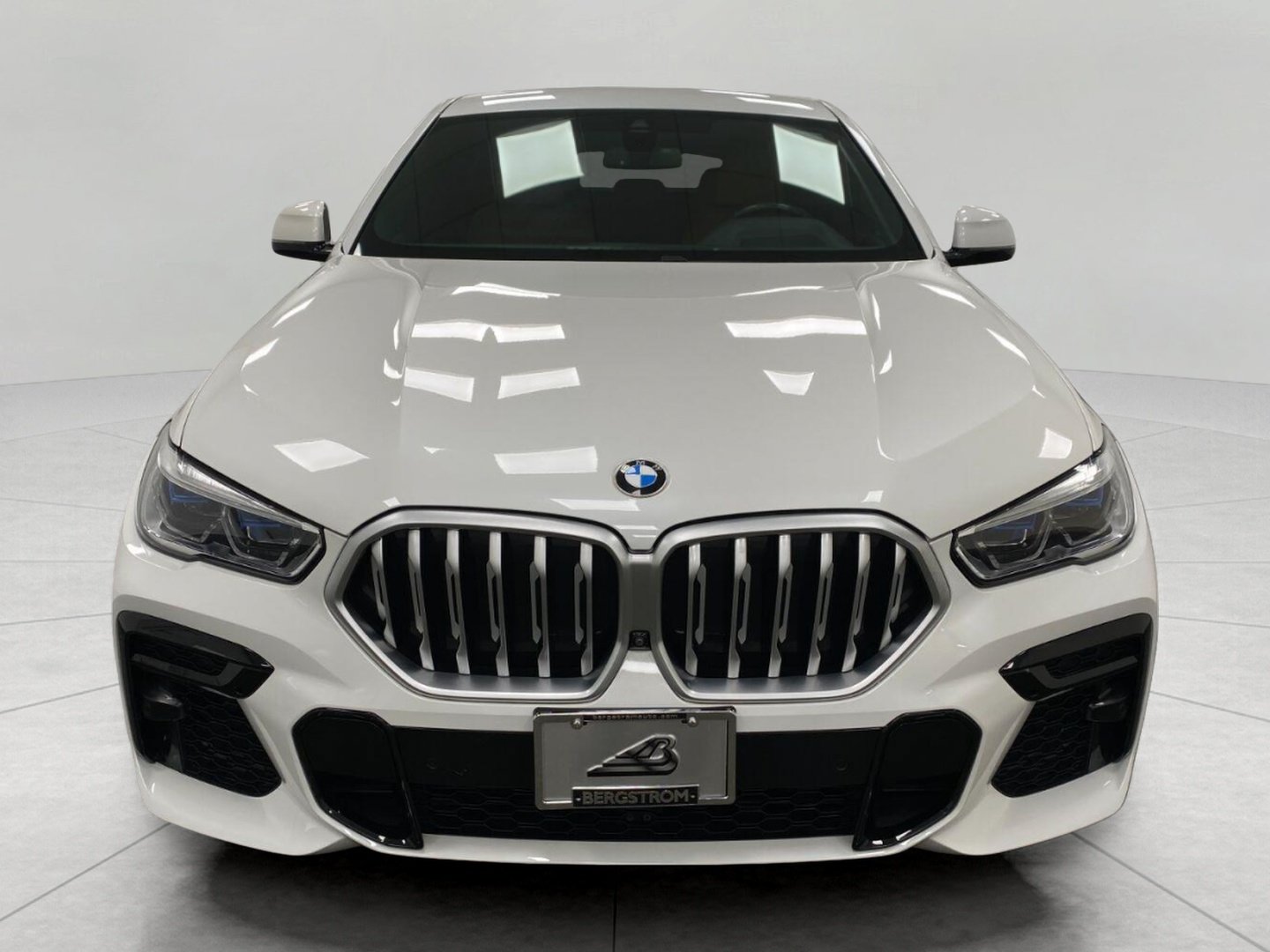 Used 2022 BMW X6 xDrive40i w/ Executive Package AWD/4WD image 8