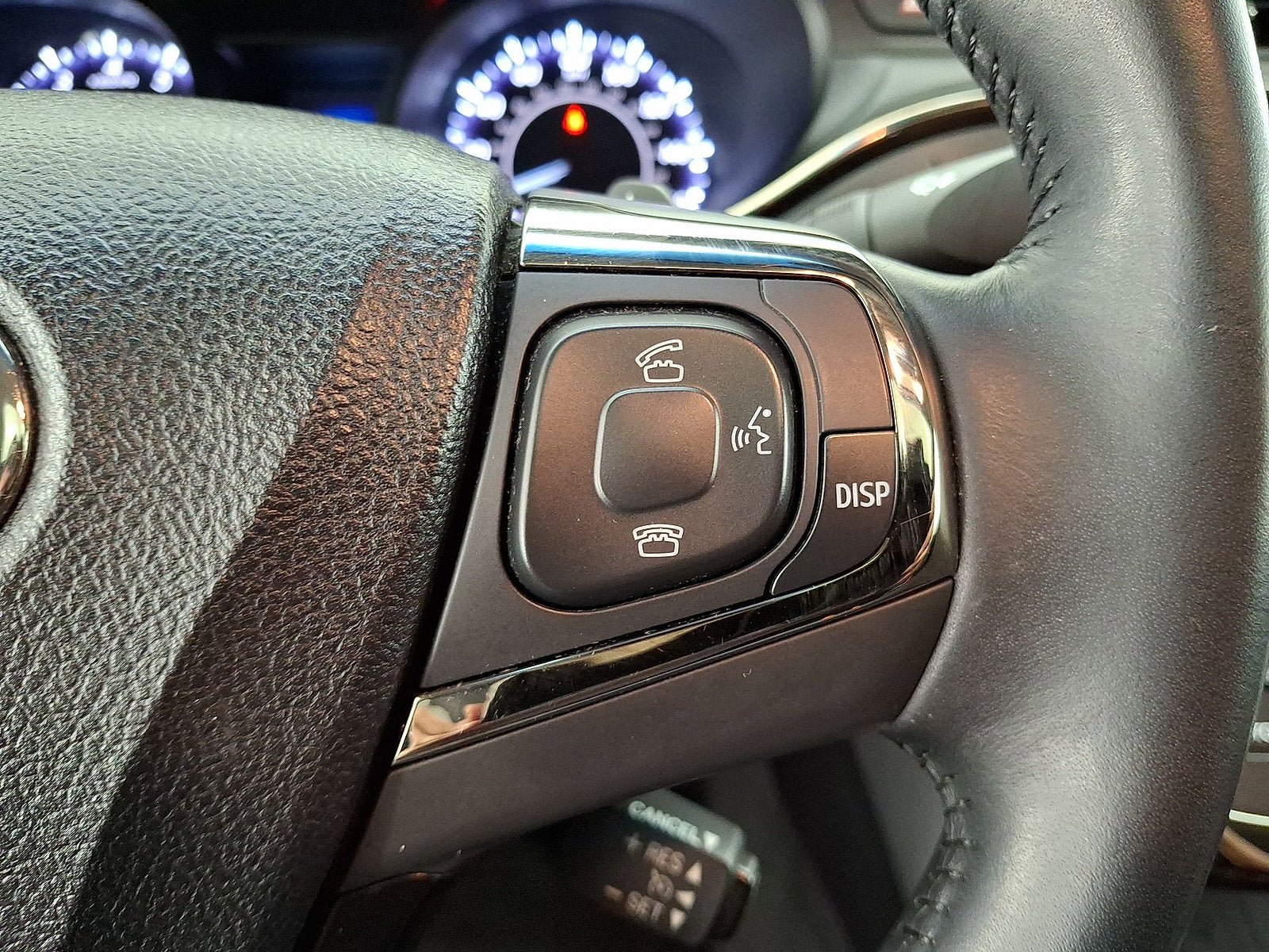 Used 2016 Toyota Avalon Touring FWD image 10