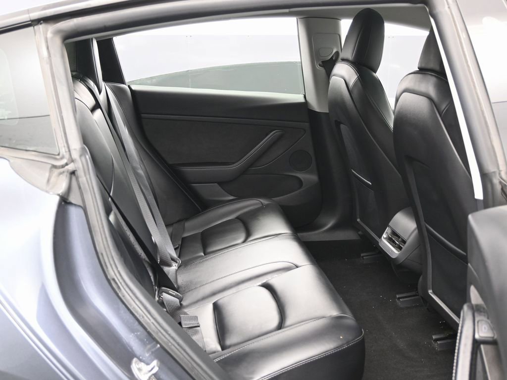 Used 2022 Tesla Model 3 Performance image 37