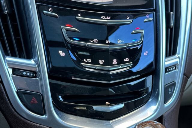 Used 2013 Cadillac SRX Luxury w/ Driver Awareness Package image 21