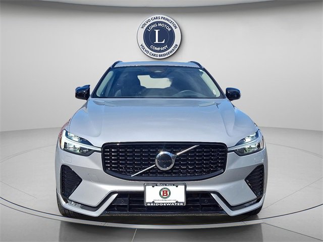 Certified 2023 Volvo XC60 B6 Ultimate w/ Protection Package Premier image 2