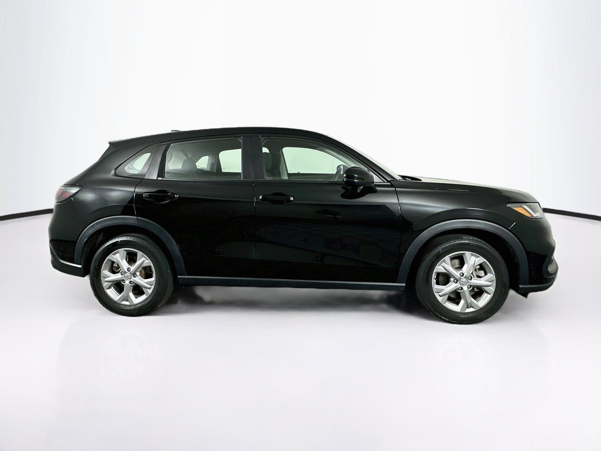 Used 2025 Honda HR-V LX image 10