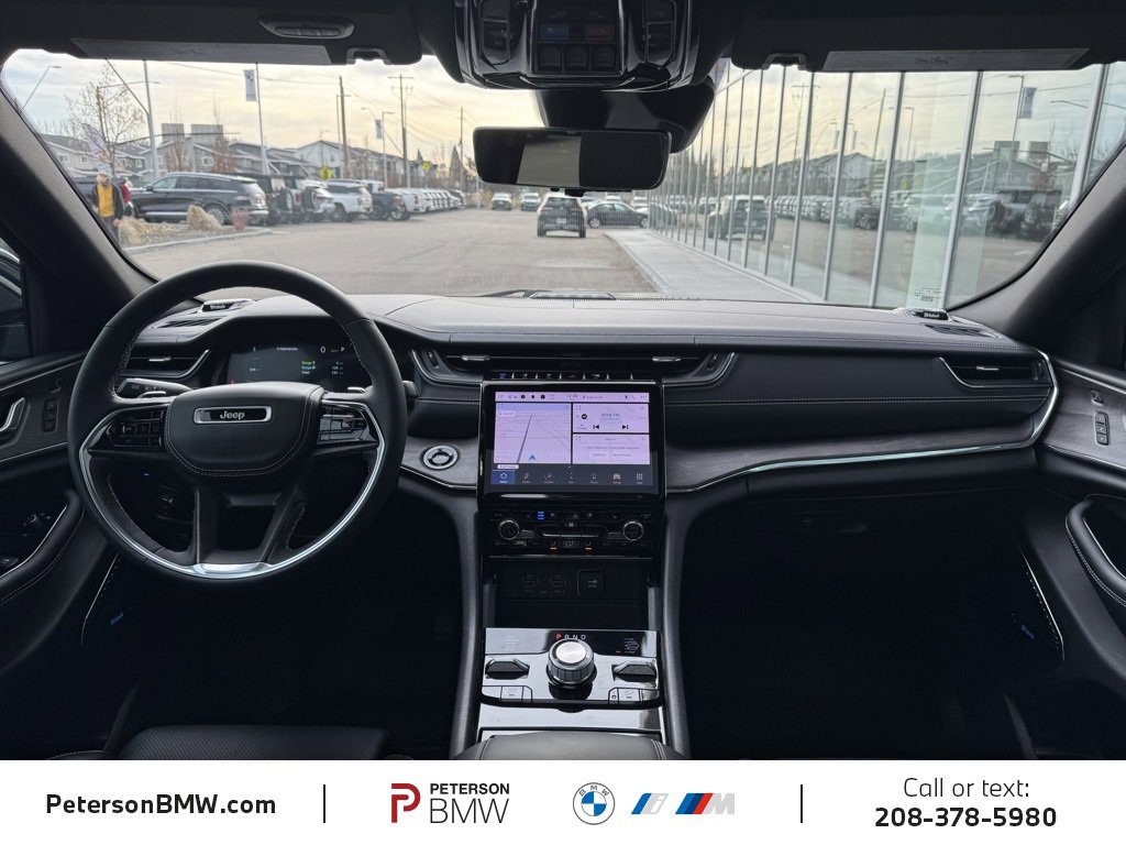 Used 2024 Jeep Grand Cherokee Overland w/ Luxury Tech Group IV image 2