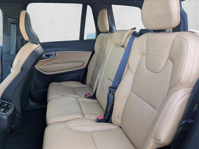 Used 2024 Volvo XC90 B6 Ultimate image 19