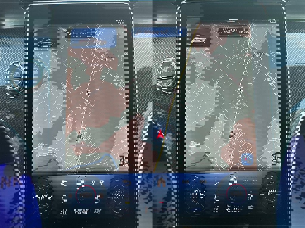 Used 2025 Mercedes-Benz CLE 450 4MATIC Coupe image 18