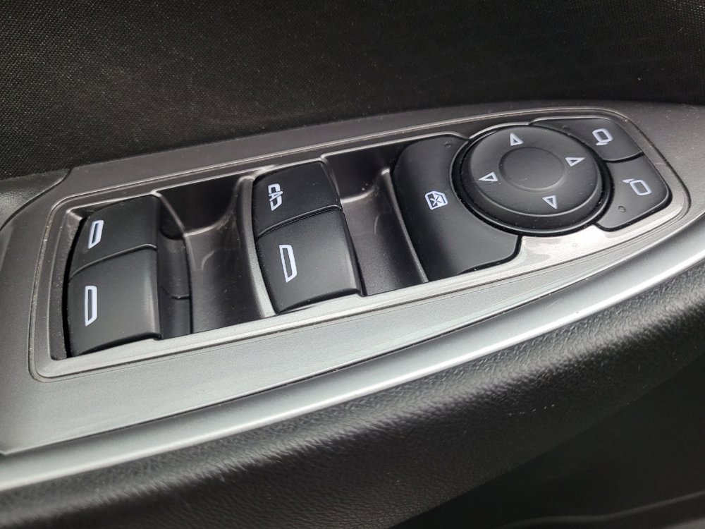 Used 2023 Chevrolet Malibu LT FWD image 27