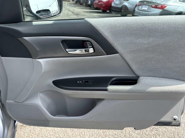 Used 2013 Honda Accord LX image 8