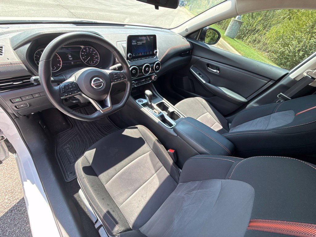 Used 2023 Nissan Sentra SR FWD image 11
