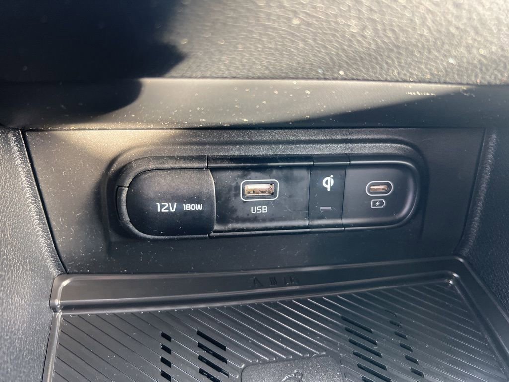 Certified 2025 Kia Sportage EX image 56