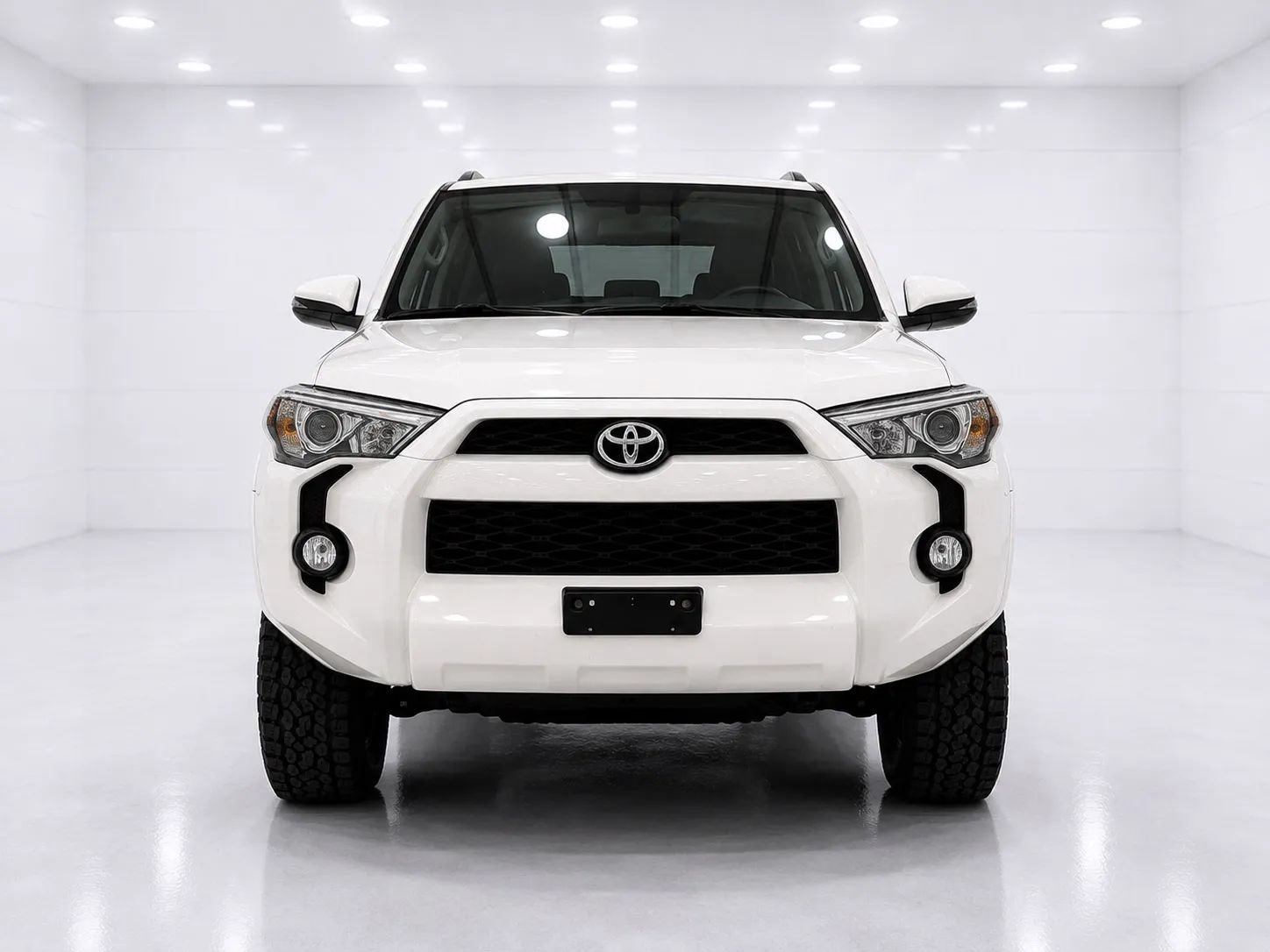 Used 2019 Toyota 4Runner SR5 AWD/4WD image 8